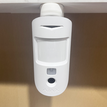 Load image into Gallery viewer, CEILING MOUNT BRACKET FOR MOTIONPROTECT/ MOTIONCAM WHITE